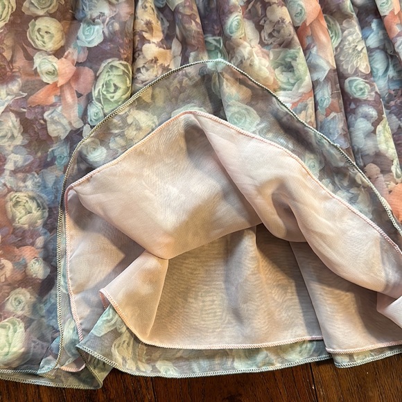 American Apparel Chiffon Printed Skirt - Picture 2 of 2